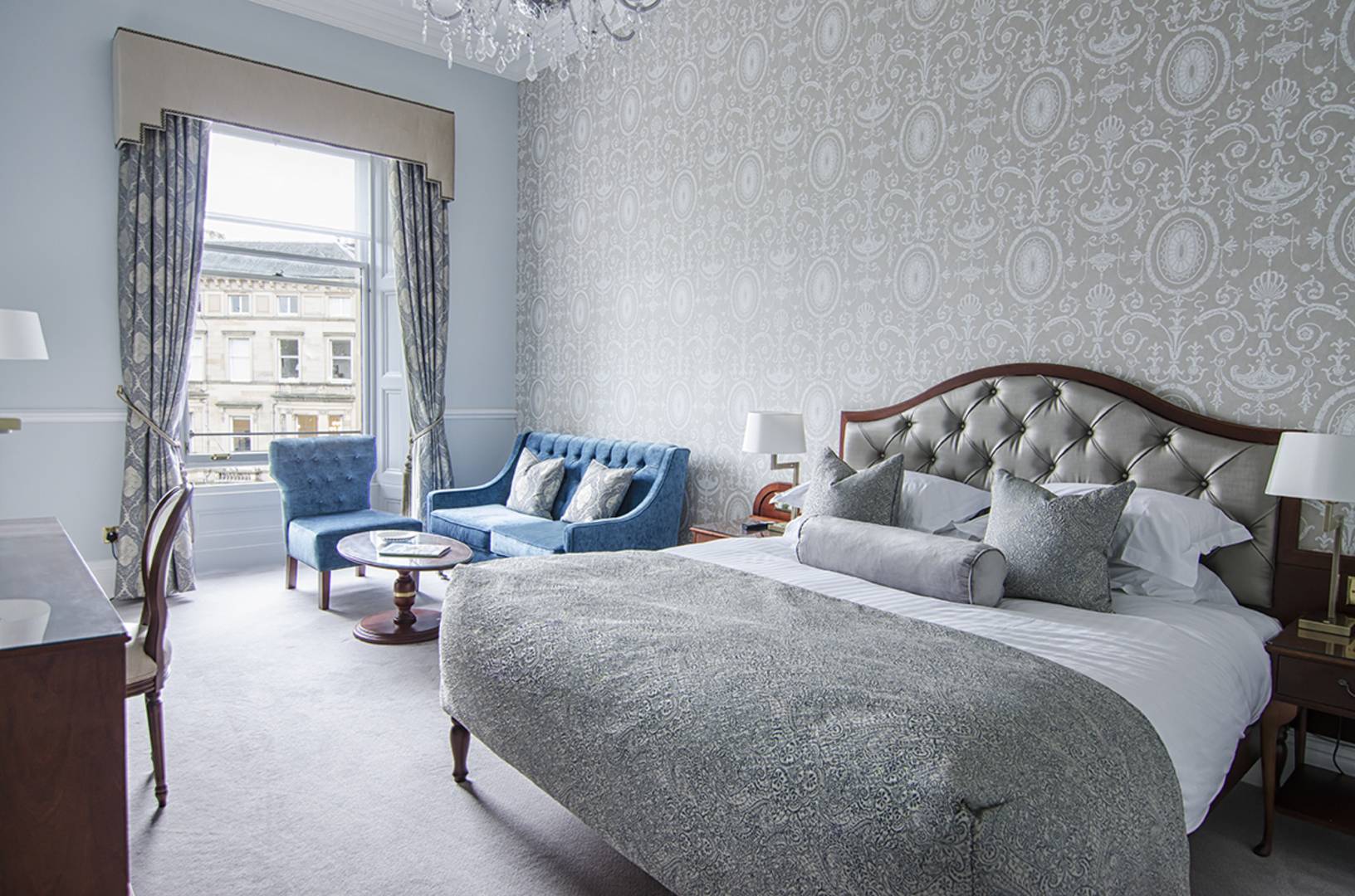 Superior rooms at The Bonham Hotel are available with one king size bed or twin beds.