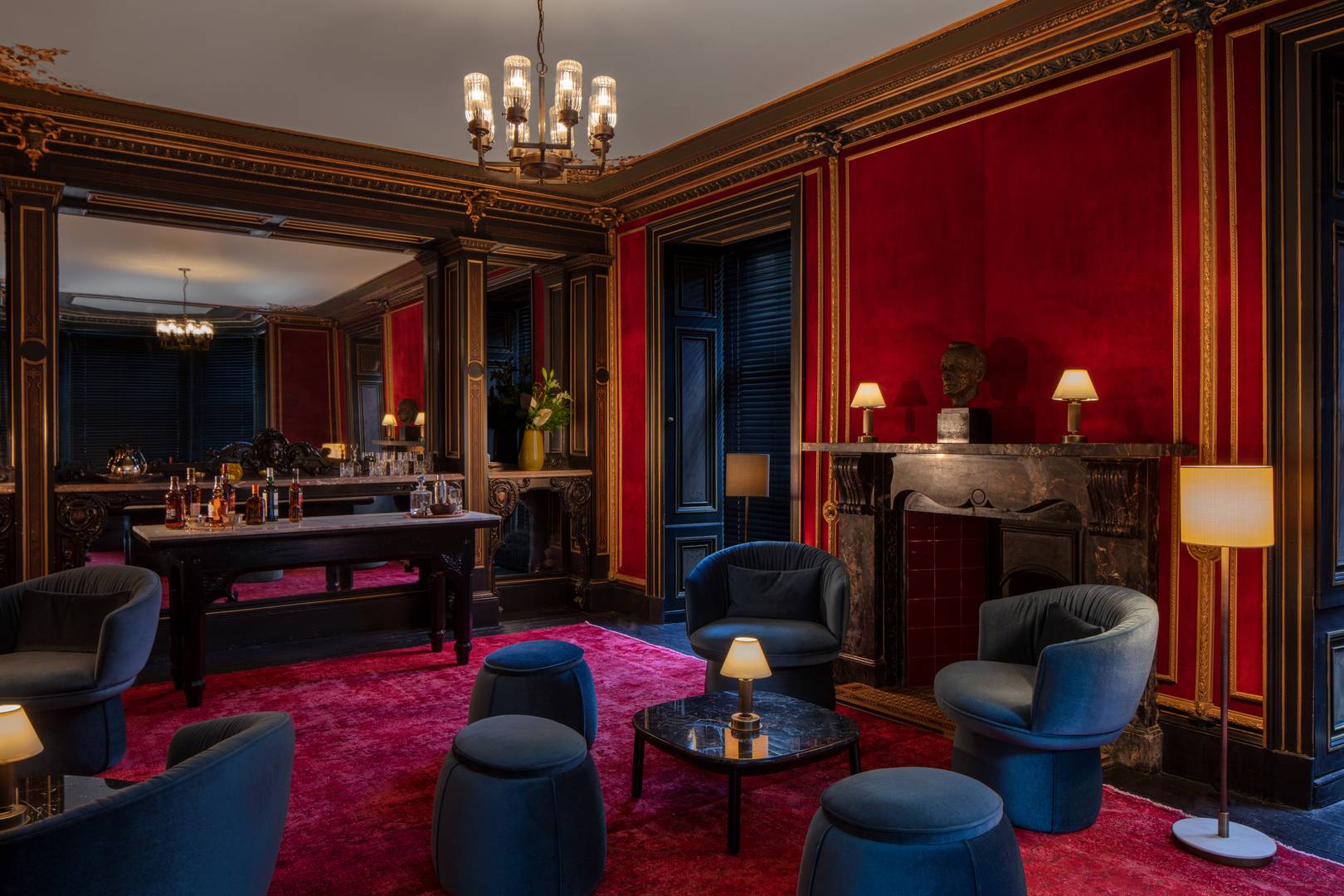 Red Room Bar
