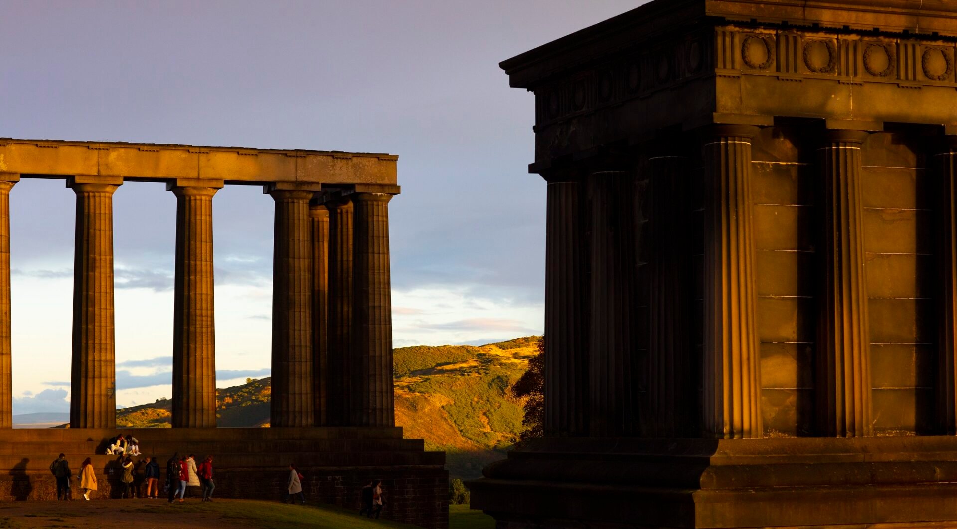 National and Playfair Monument